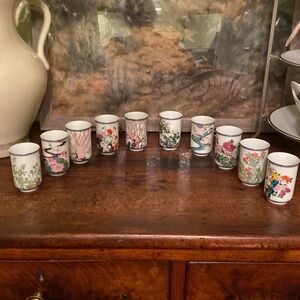 Vintage Asian cups. Sake cups tea cups Franklin mint